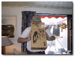 A box is alway great to get. This one is from the great opening of the Yaesu FT-100D. The cap is already on with the Yaesu mark.