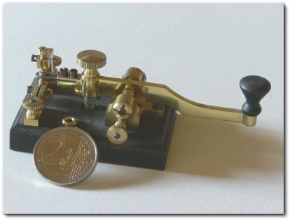 Mini key for CW Morse code. A real master piece with a great feeling and very nice to look at.